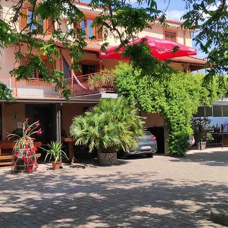 Hostel Skofije Ob Parenzani