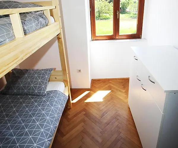 Skofije Ob Parenzani Hostel Spodnje Skofije